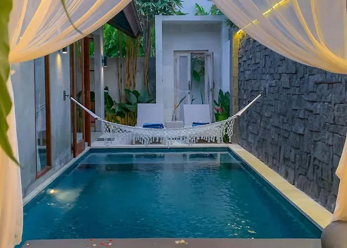 Vinna Villa Seminyak, Romantic Private Pool Villa Villa Kerobokan
