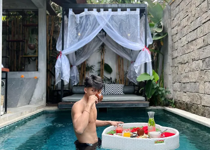 Vinna Villa Seminyak, Romantic Private Pool Villa Villa